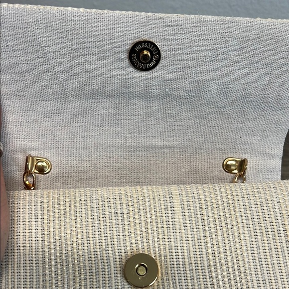 Tommy Bahama | Natural Satchel w/ Detachable Crossbody Strap & Bamboo Handles - Picture 9 of 13